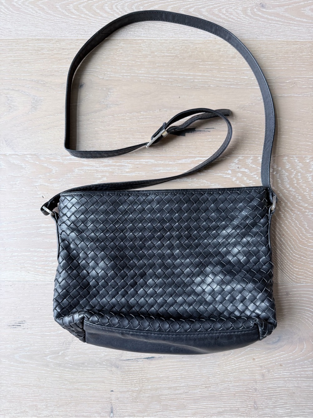 Ganson Vintage Black Woven Leather Crossbody Bag Intrecciato Style